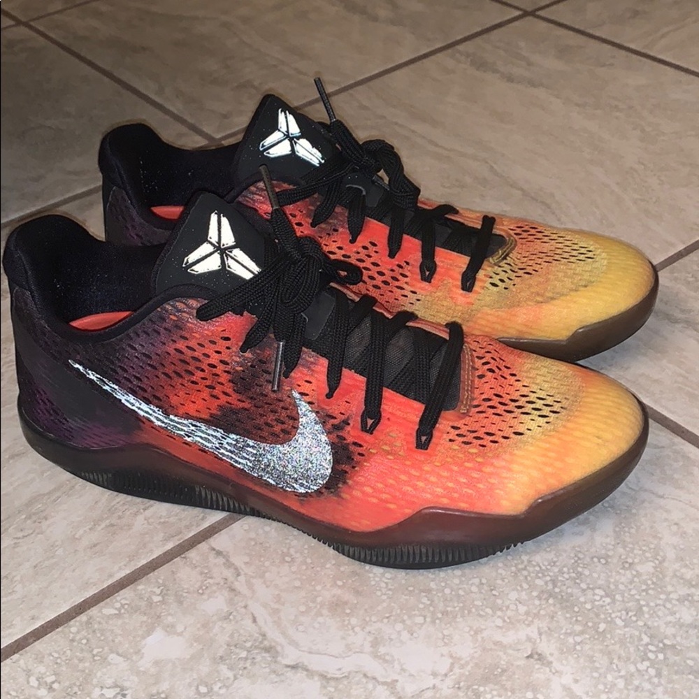 NIKE x KOBE MENTALITY KOBE XI 11 ‘Sunset’ Sneakers